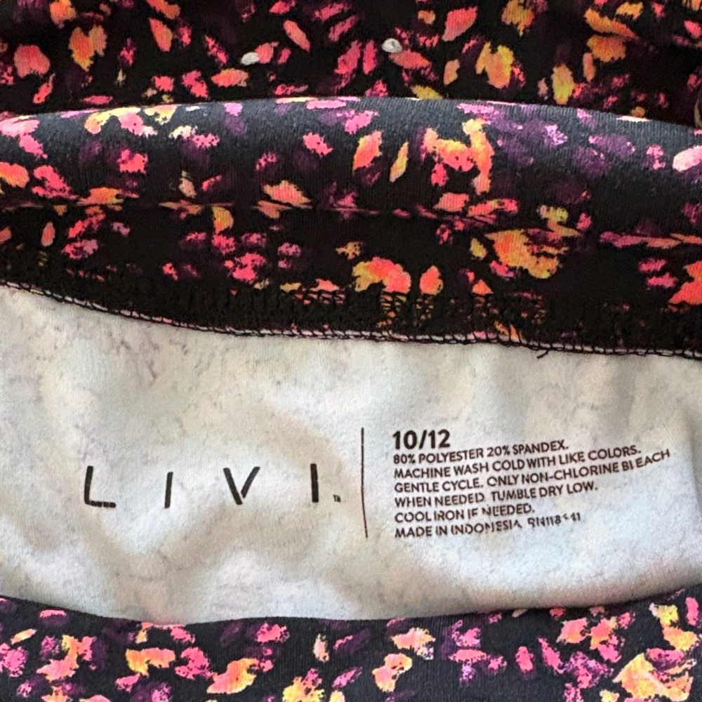 Livi Active Black and Pink Patterned Leggings